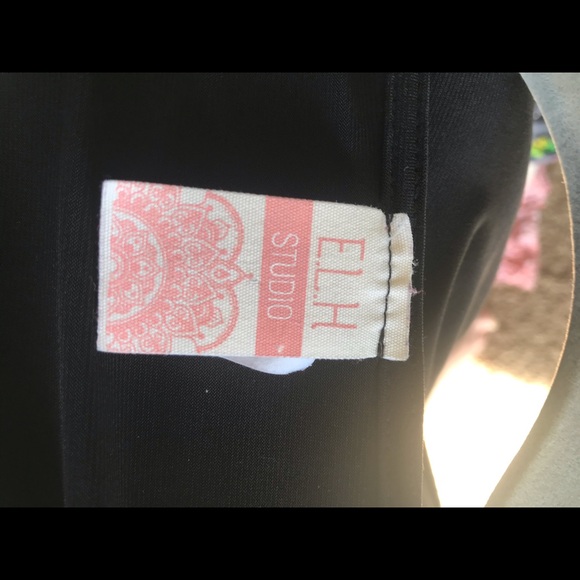 ELH polyester top.XL - Picture 5 of 5